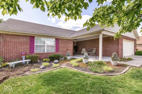 1914 Cross Willow Lane Indianapolis IN 46239