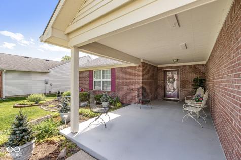 1914 Cross Willow Lane Indianapolis IN 46239