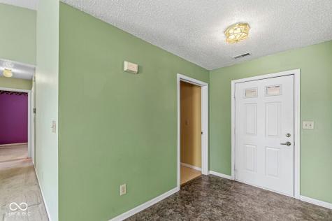 1914 Cross Willow Lane Indianapolis IN 46239