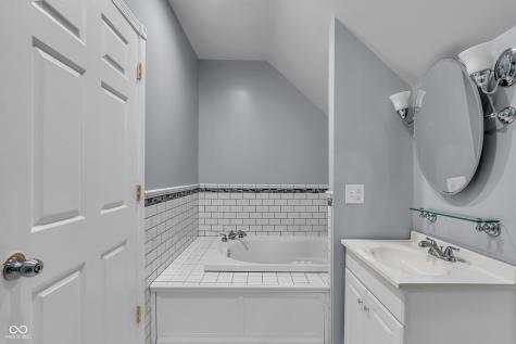1405 Marlowe Avenue Indianapolis IN 46201