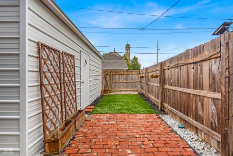 1405 Marlowe Avenue Indianapolis IN 46201