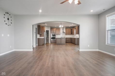 1951 Cobbett Drive Avon IN 46123