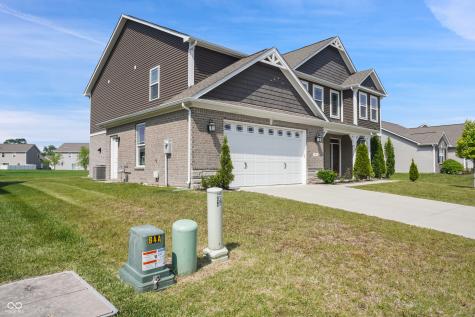1951 Cobbett Drive Avon IN 46123