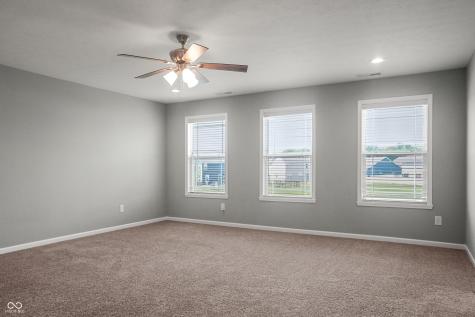 1951 Cobbett Drive Avon IN 46123