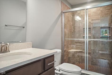 1951 Cobbett Drive Avon IN 46123