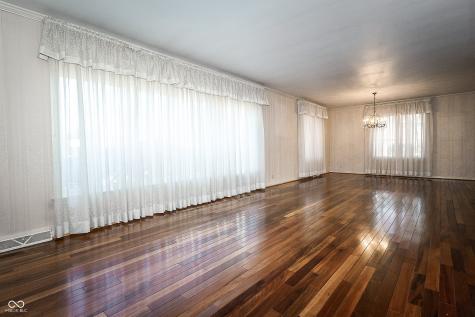 7347 Hampstead Lane Indianapolis IN 46256