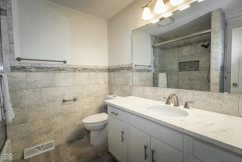 7347 Hampstead Lane Indianapolis IN 46256