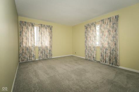 7347 Hampstead Lane Indianapolis IN 46256
