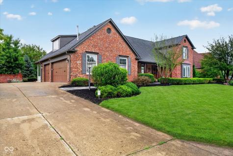2380 Woodsway Drive Greenwood IN 46143