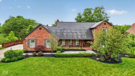 2380 Woodsway Drive Greenwood IN 46143