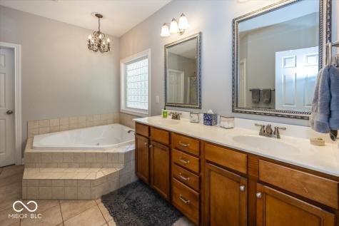 604 Mill Farm Road Noblesville IN 46062