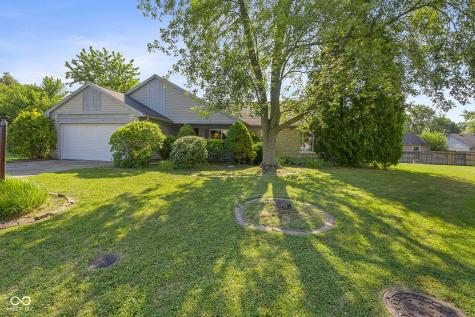 11123 Cherry Lake Court Indianapolis IN 46235