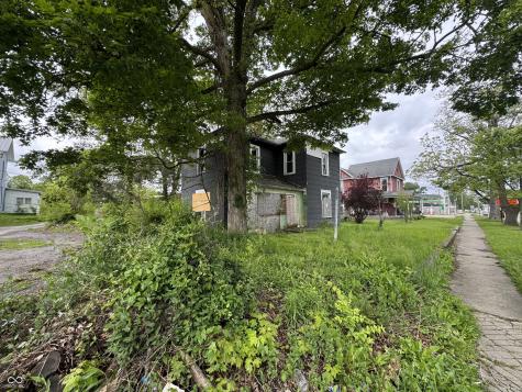 1311 W 2nd Street Marion IN 46952