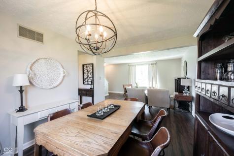 6022 Thornwood Court Indianapolis IN 46250
