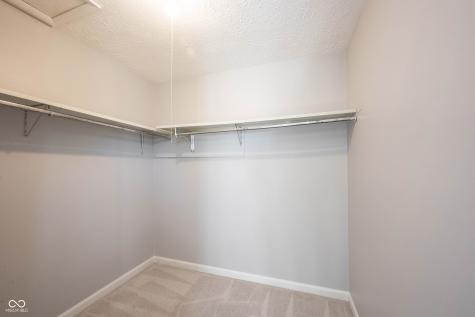 6022 Thornwood Court Indianapolis IN 46250
