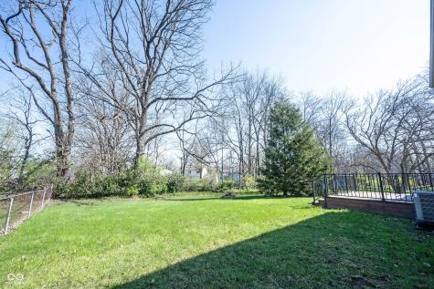 6022 Thornwood Court Indianapolis IN 46250