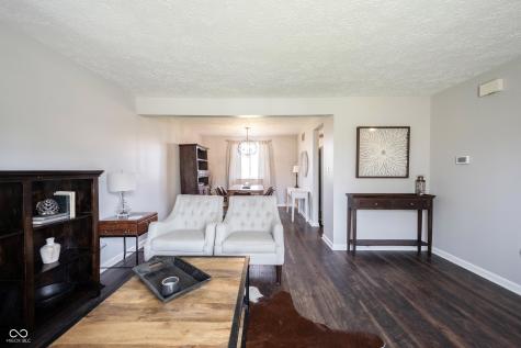6022 Thornwood Court Indianapolis IN 46250