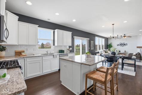 15317 Eastpark Circle W Fishers IN 46037