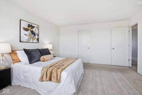 15317 Eastpark Circle W Fishers IN 46037