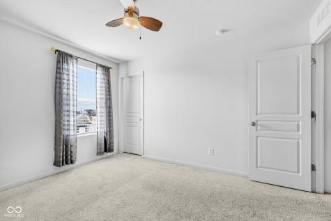 15317 Eastpark Circle W Fishers IN 46037