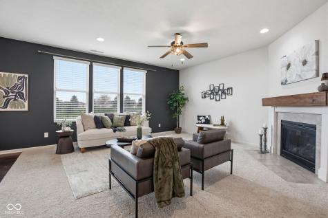 15317 Eastpark Circle W Fishers IN 46037