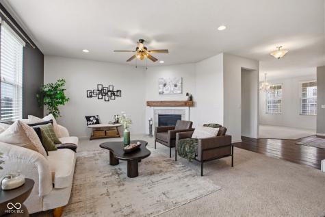 15317 Eastpark Circle W Fishers IN 46037