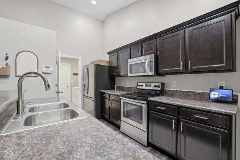 5780 Blue Sky Drive Whitestown IN 46075