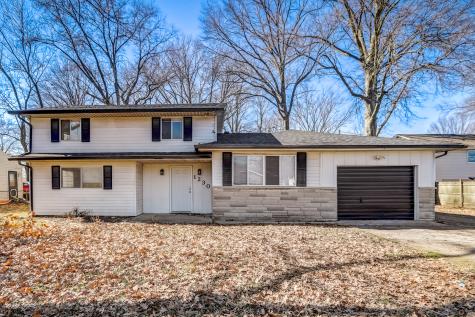 1230 Worcester Avenue Indianapolis IN 46203