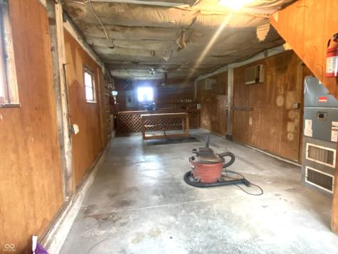 936 W 375 N Greenfield IN 46140