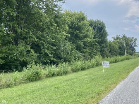 936 W 375 N Greenfield IN 46140