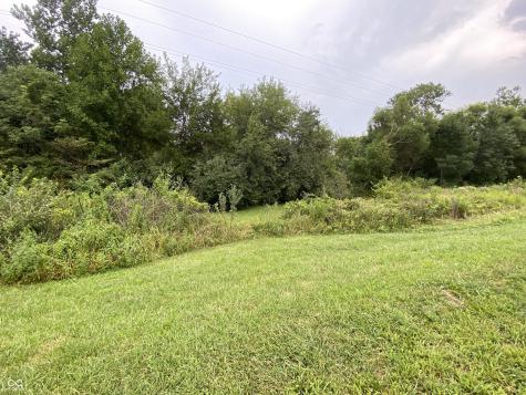 936 W 375 N Greenfield IN 46140