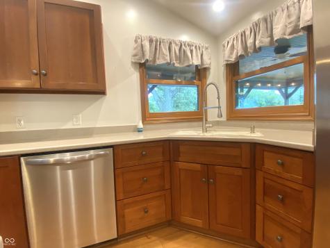 936 W 375 N Greenfield IN 46140