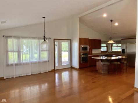 936 W 375 N Greenfield IN 46140