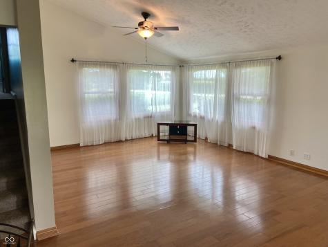 936 W 375 N Greenfield IN 46140