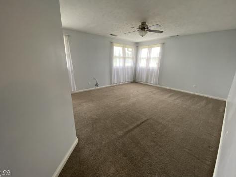 936 W 375 N Greenfield IN 46140