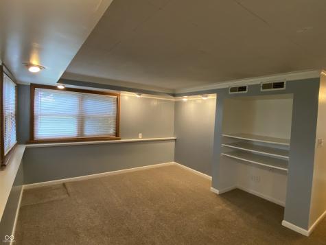 936 W 375 N Greenfield IN 46140