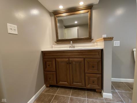 936 W 375 N Greenfield IN 46140