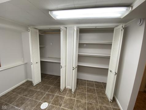 936 W 375 N Greenfield IN 46140