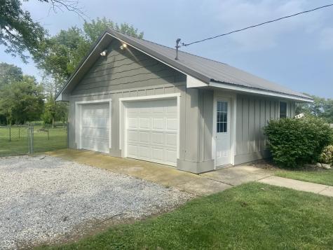 936 W 375 N Greenfield IN 46140