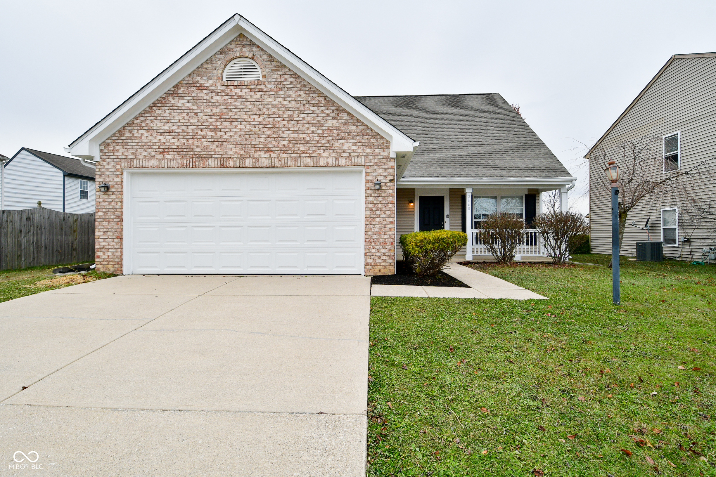 2448 Sundad Drive Indianapolis IN 46239