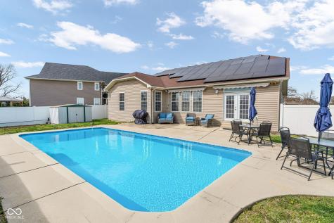 8291 Westcliffe Drive Avon IN 46123