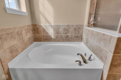 8291 Westcliffe Drive Avon IN 46123