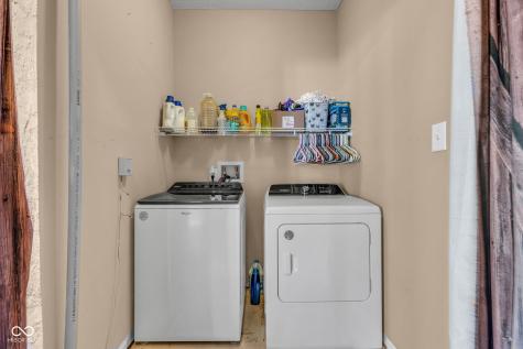 8291 Westcliffe Drive Avon IN 46123