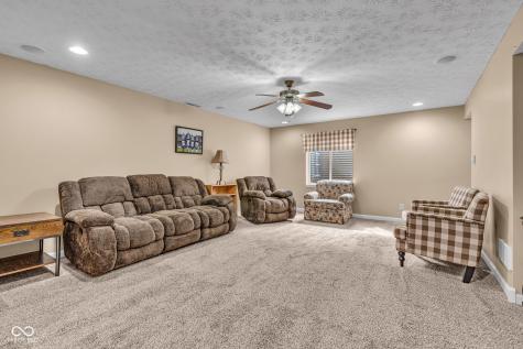 8291 Westcliffe Drive Avon IN 46123