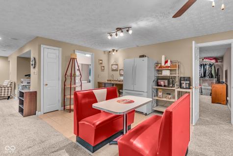 8291 Westcliffe Drive Avon IN 46123