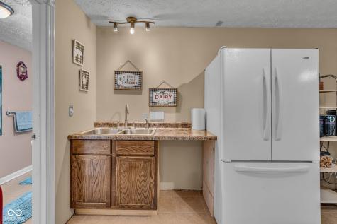 8291 Westcliffe Drive Avon IN 46123