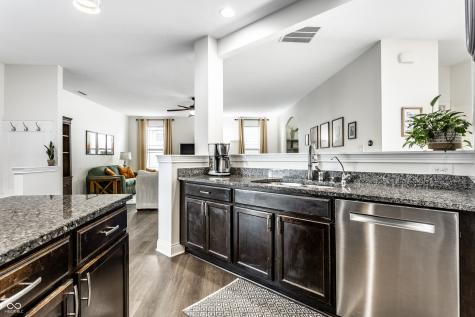 6203 Bliss Point E Whitestown IN 46075