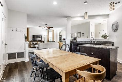 6203 Bliss Point E Whitestown IN 46075
