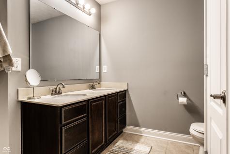 6203 Bliss Point E Whitestown IN 46075