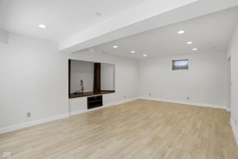 8602 Frontgate Lane Indianapolis IN 46256